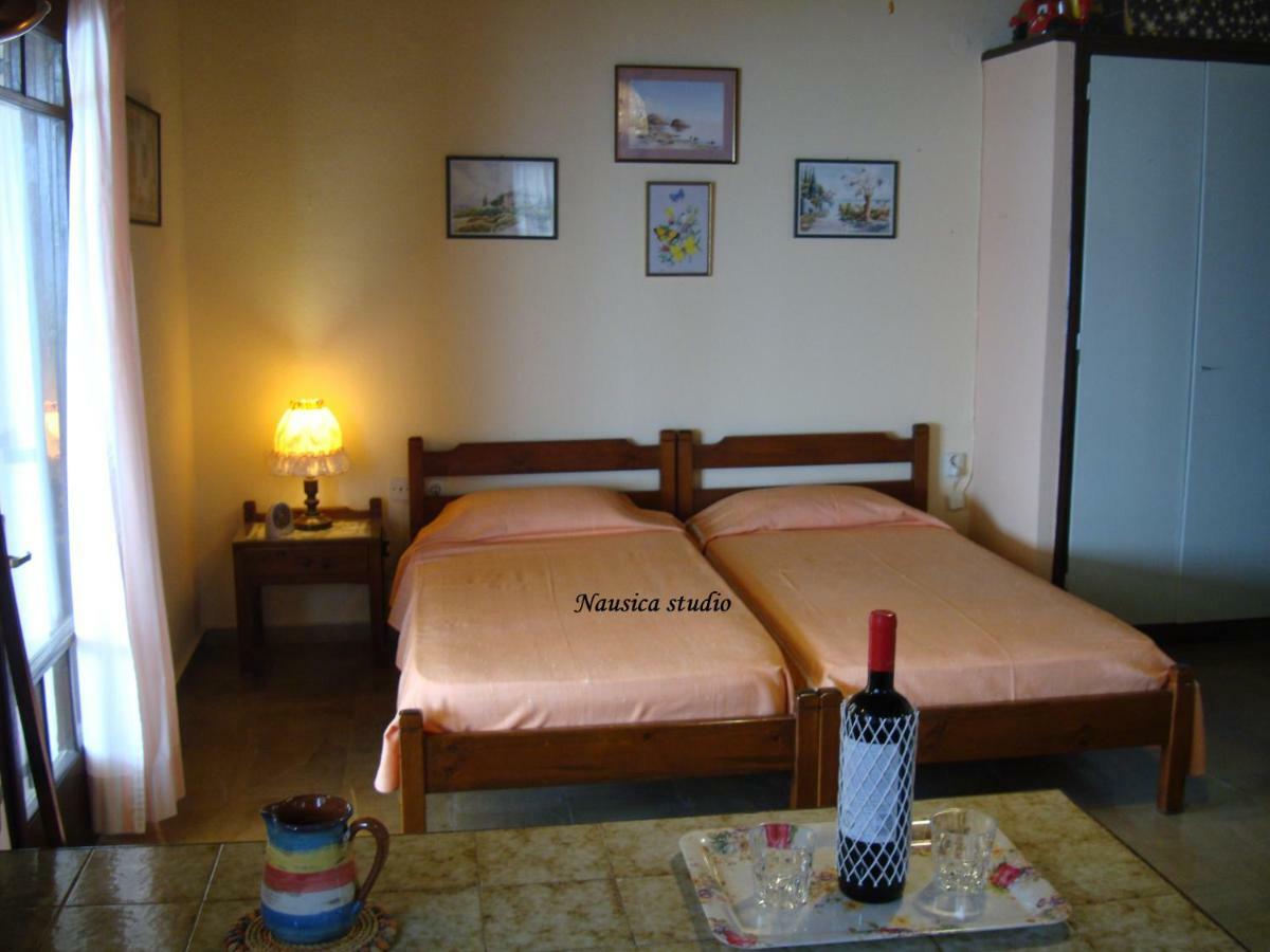 Studio Nausica... A Sense Of Paradise! Agia Pelagia Chlomou Exterior foto